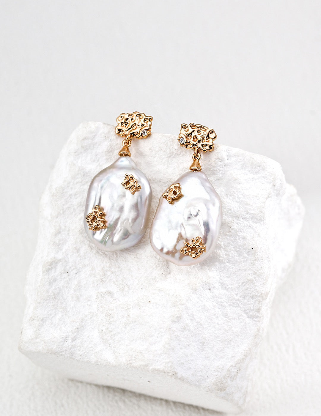 Life Tree Baroque Pearl Drop Earrings | BARØ.notjustpearl
