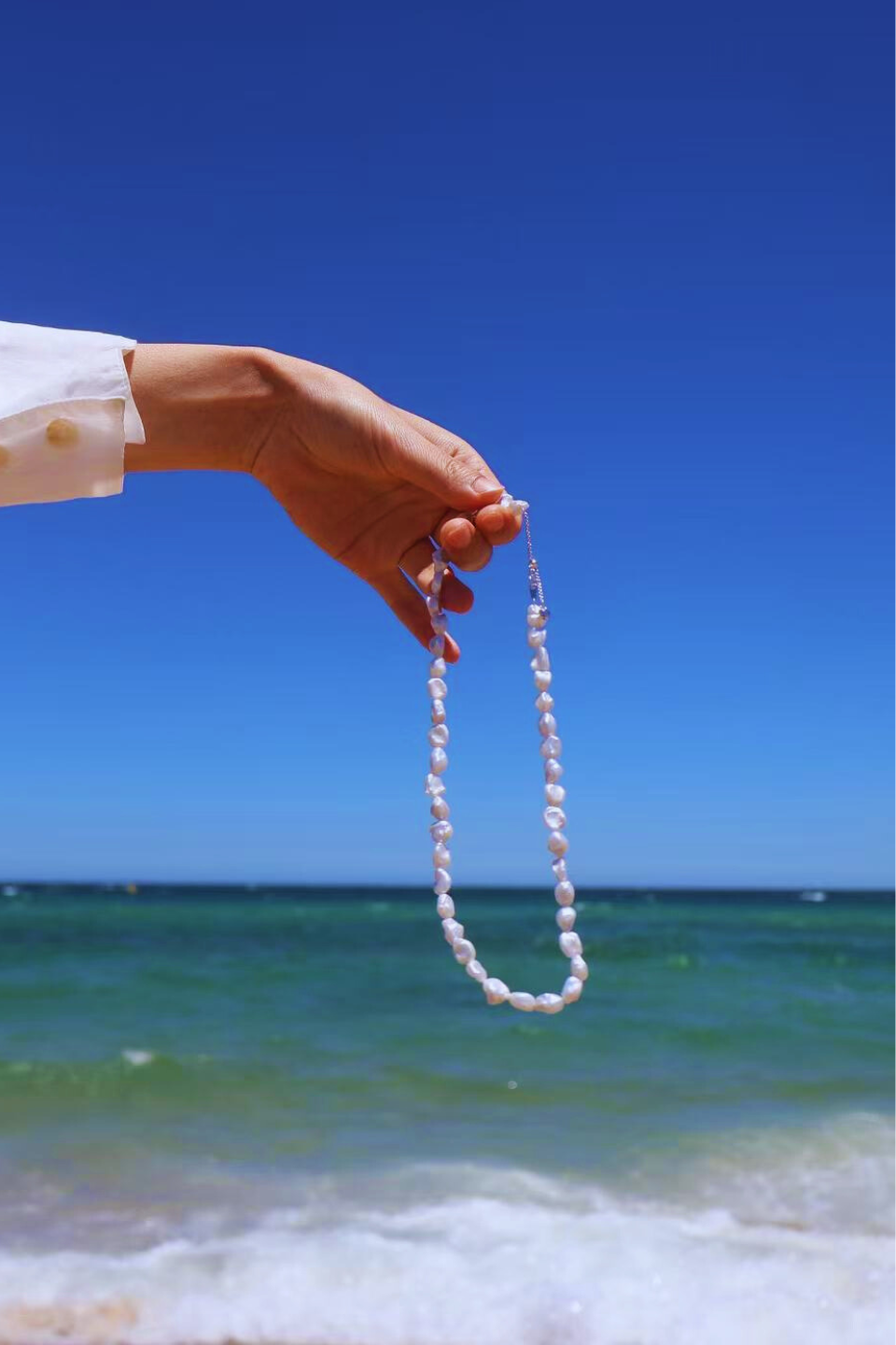 Blue Blood – Crushed Silver Baroque Pearl Necklace