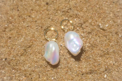 Trailing Pearl – Large Baroque Pearl Drop Earrings