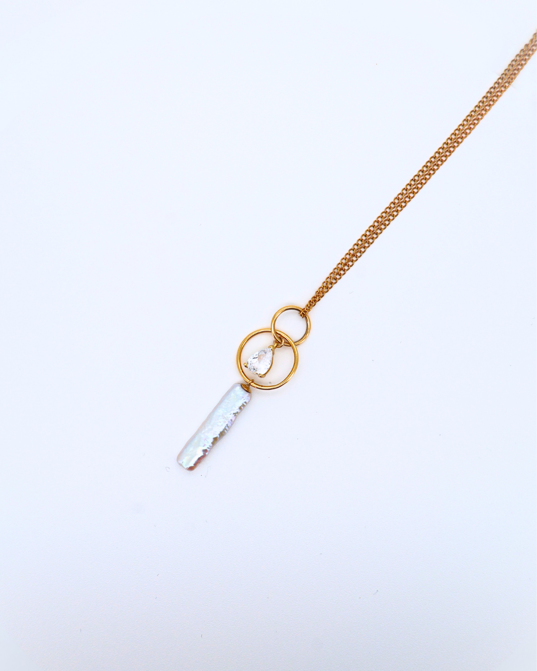 Stellar River – Rectangular Baroque Pearl Pendant Necklace with Pavé Detail