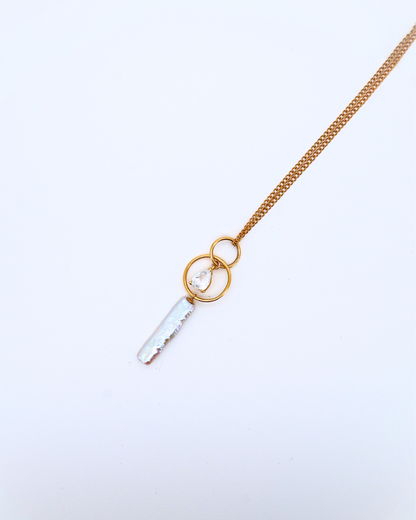 Stellar River – Rectangular Baroque Pearl Pendant Necklace with Pavé Detail