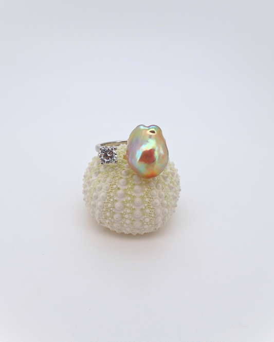 Blush Spark – Pink Baroque Pearl Adjustable Ring with Pavé Detail