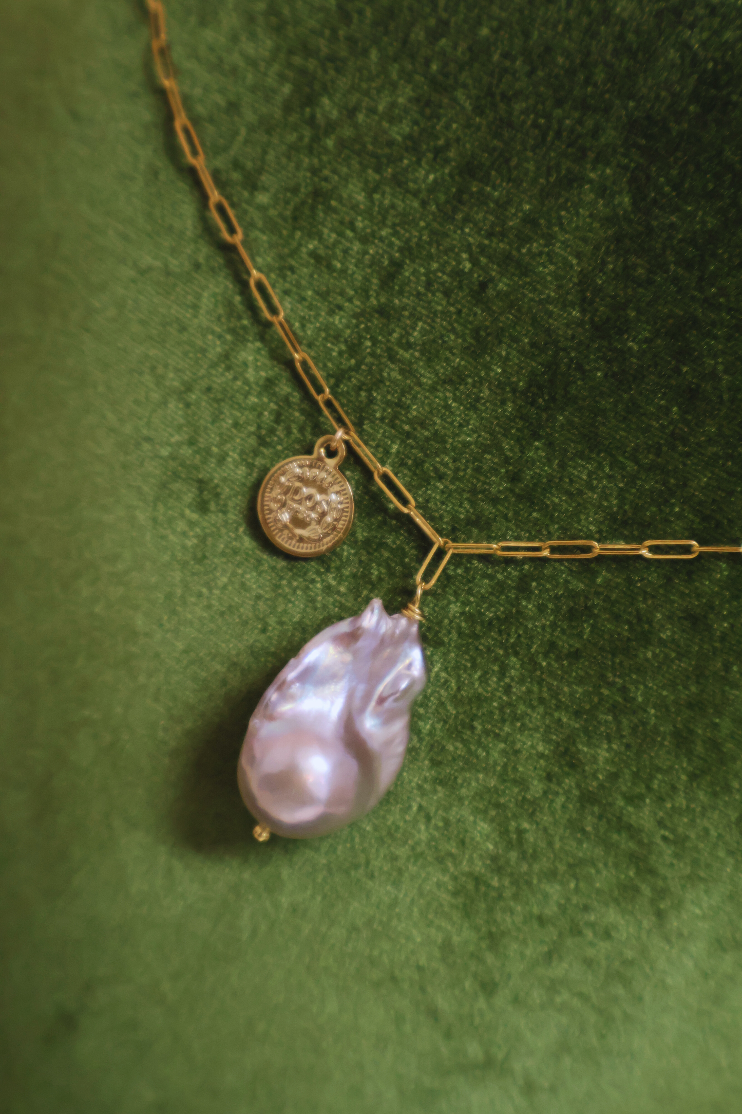 Blush Coin – Pink Baroque Pearl Pendant with Silver Coin Square Chain