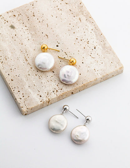 Coin-Shaped Baroque Pearl Drop Earrings in Gold | BARØ