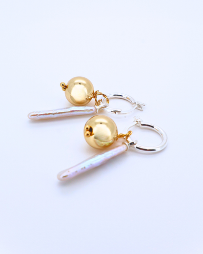 Golden Balance – Rectangular Baroque Pearl & Gold Sphere Earrings