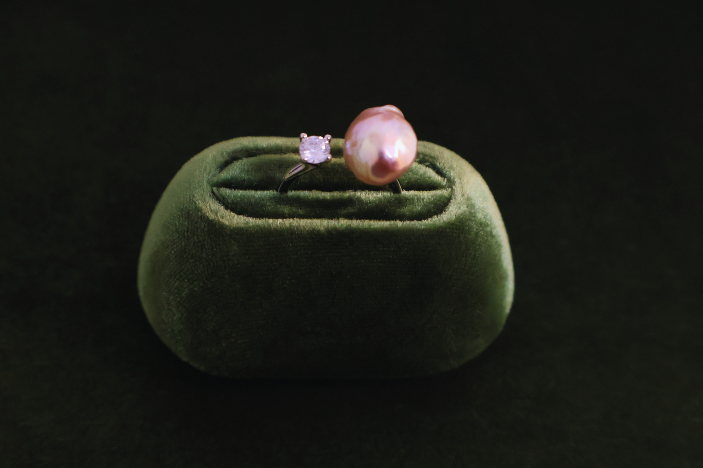 Blush Spark – Pink Baroque Pearl Adjustable Ring with Pavé Detail