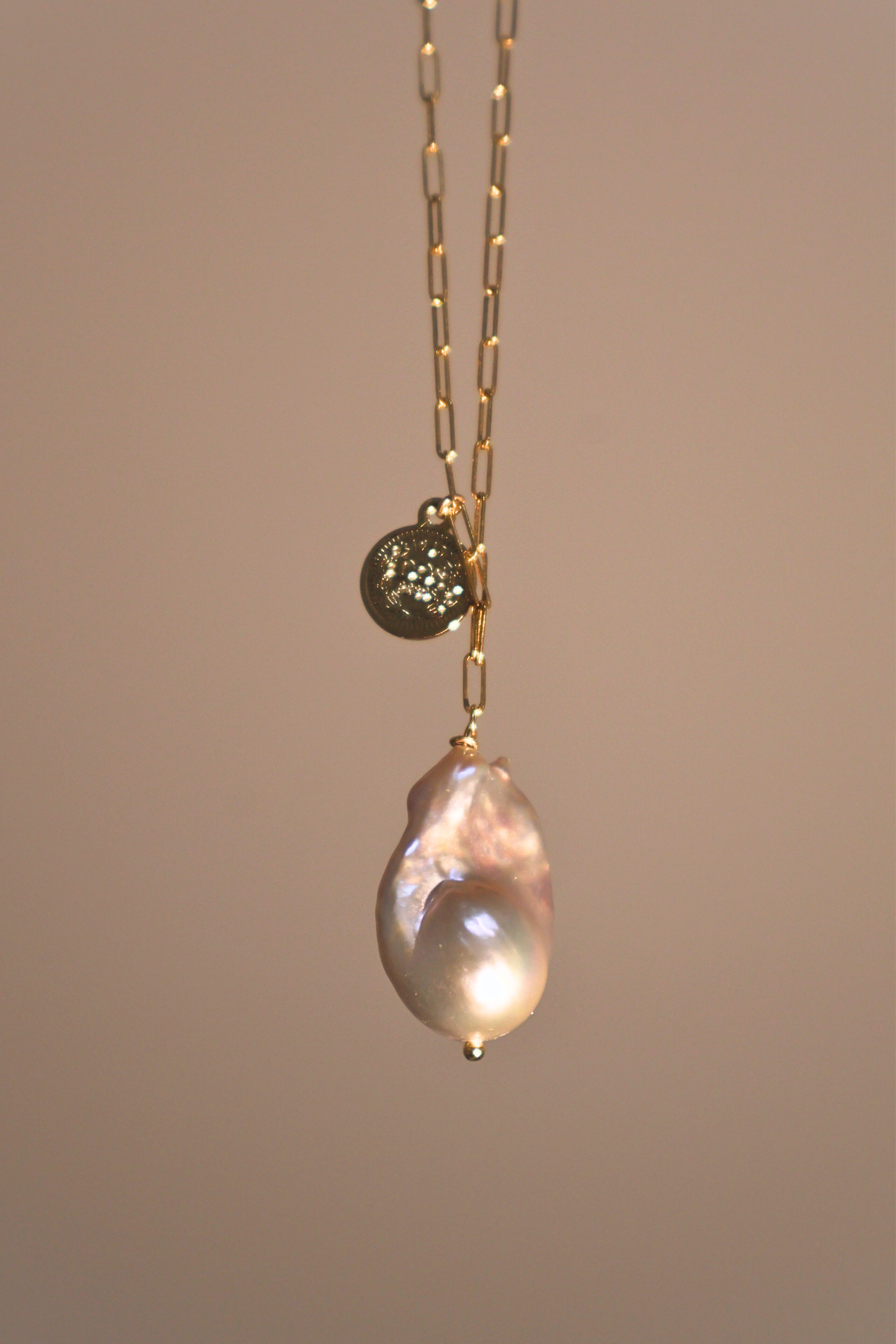 Blush Coin – Pink Baroque Pearl Pendant with Silver Coin Square Chain