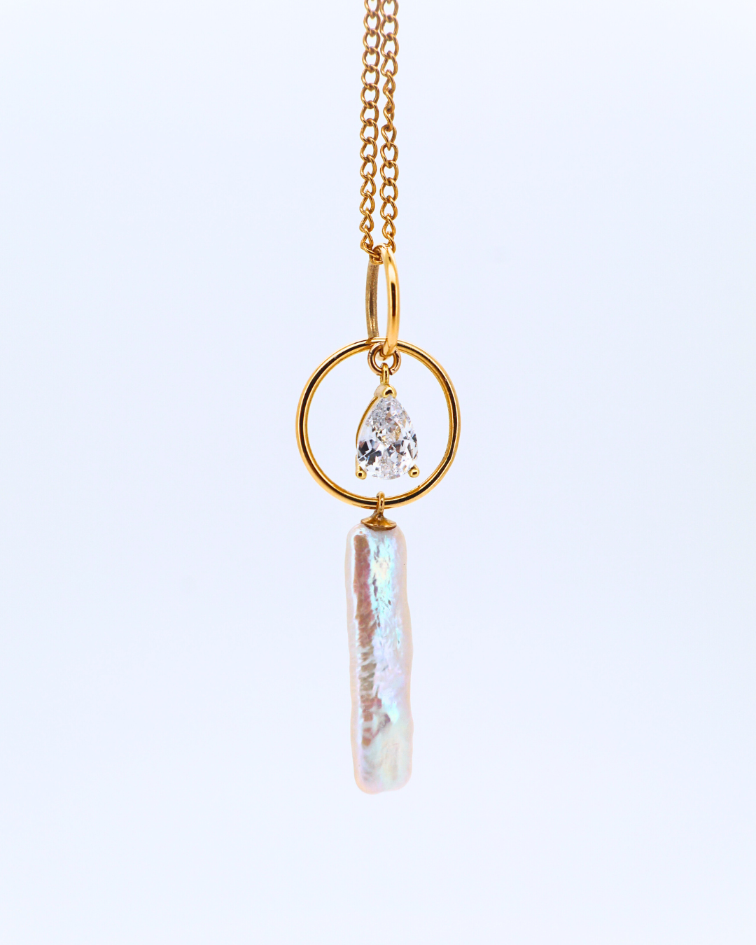 Stellar River – Rectangular Baroque Pearl Pendant Necklace with Pavé Detail