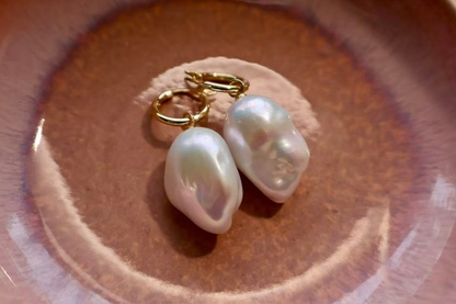 Trailing Pearl – Large Baroque Pearl Drop Earrings