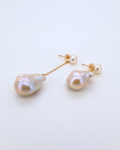 Asymmetry – Large Baroque Pearl Mismatched Earrings