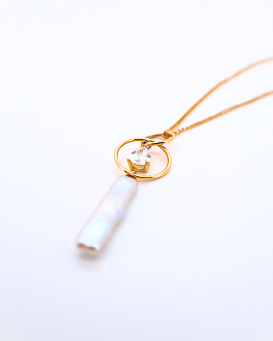 Stellar River – Rectangular Baroque Pearl Pendant Necklace with Pavé Detail