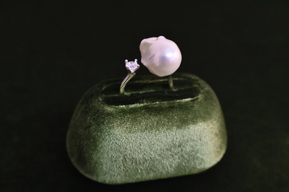 Cold Gleam – Large Silver-White Baroque Pearl Adjustable Ring with Pavé Detail