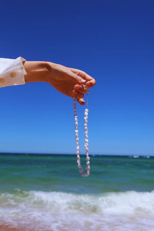 Blue Blood – Crushed Silver Baroque Pearl Necklace