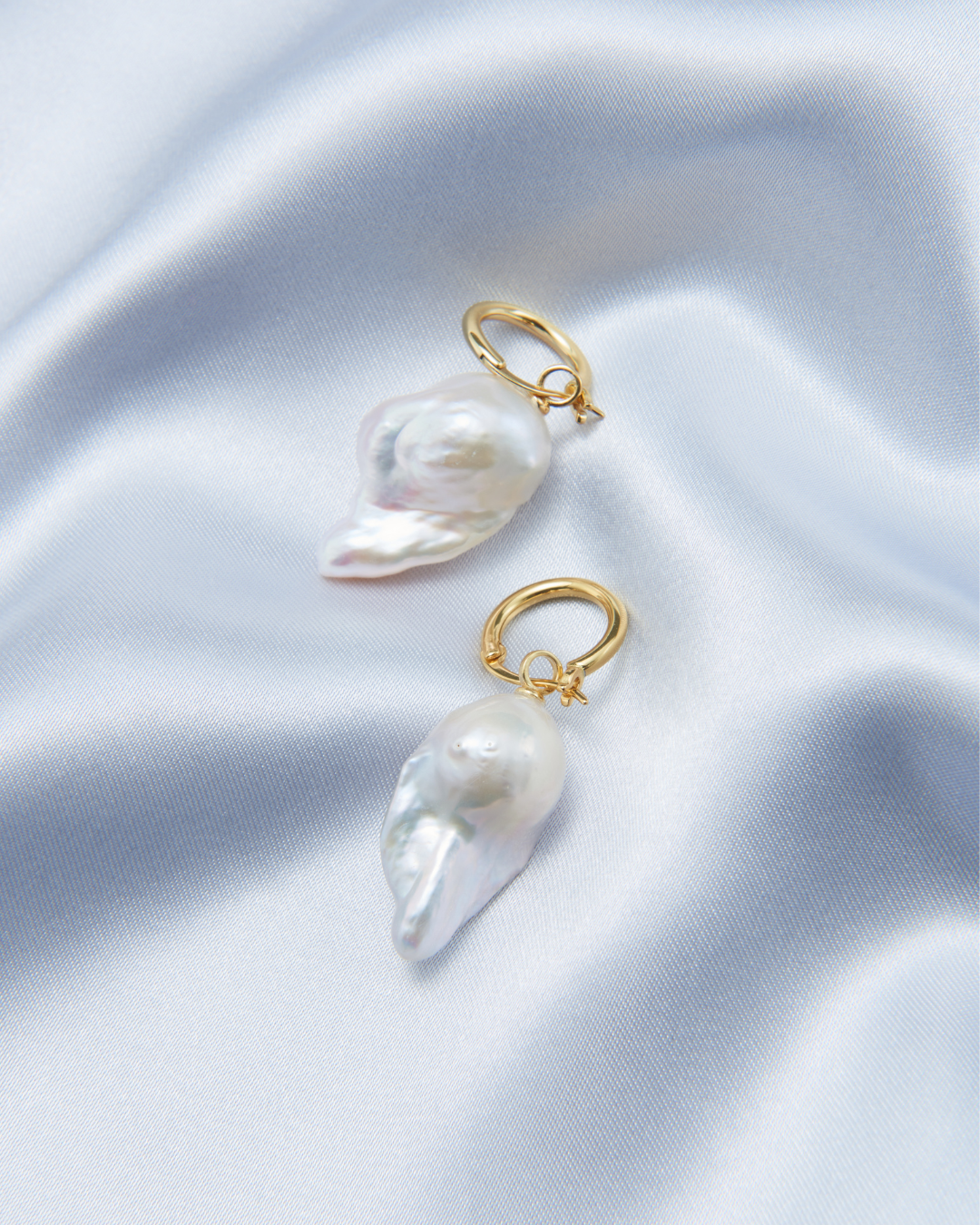 Trailing Pearl – Large Baroque Pearl Drop Earrings