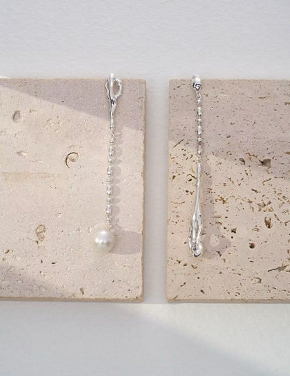 Fluid Baroque Pearl Drop Earrings in Gold and Silver | BARØ