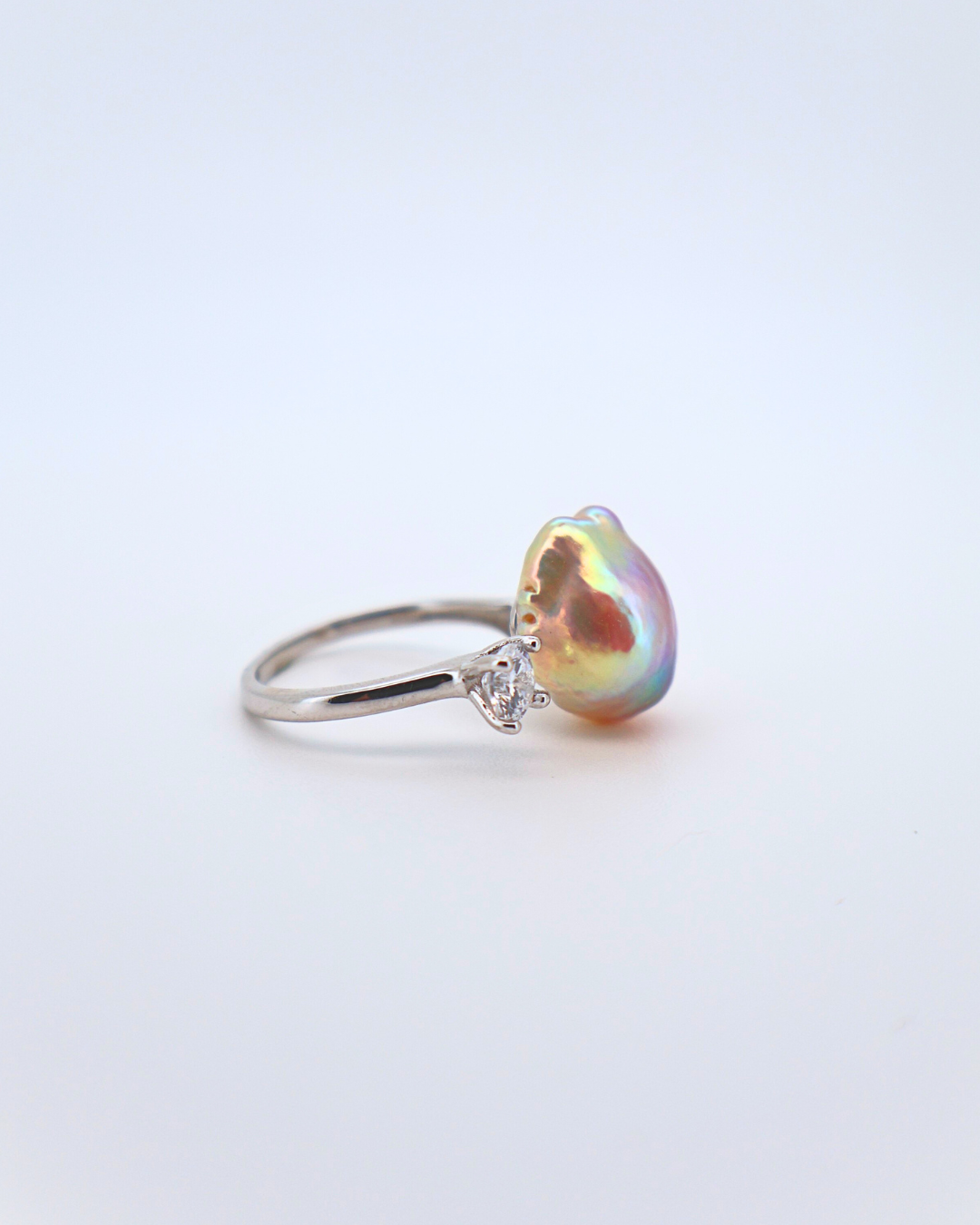 Blush Spark – Pink Baroque Pearl Adjustable Ring with Pavé Detail