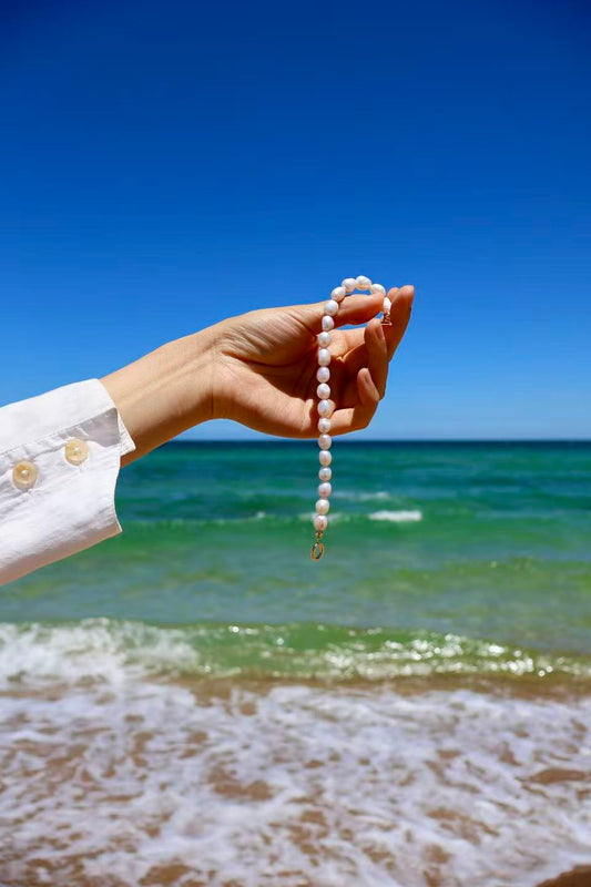 Baroque Loop – Irregular Circle Clasp 14K Gold-Filled Silver Bracelet