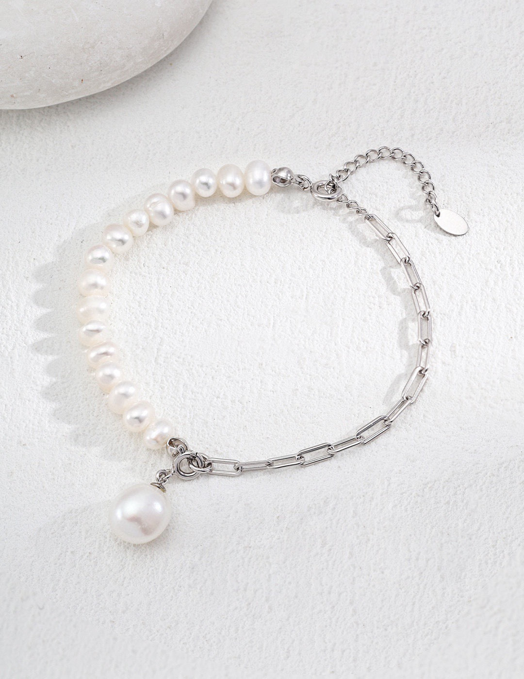LUNE Drop Baroque Pearl Chain Bracelet | BARØ