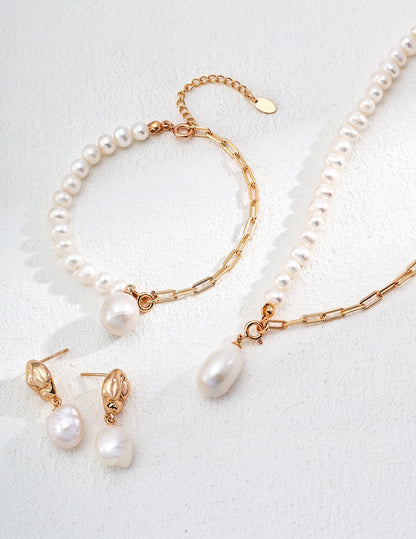 LUNE Drop Baroque Pearl Chain Bracelet | BARØ