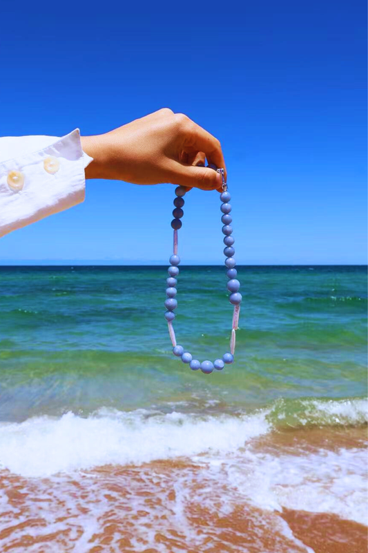 Aqua Form – Aquamarine Rectangular Baroque Necklace