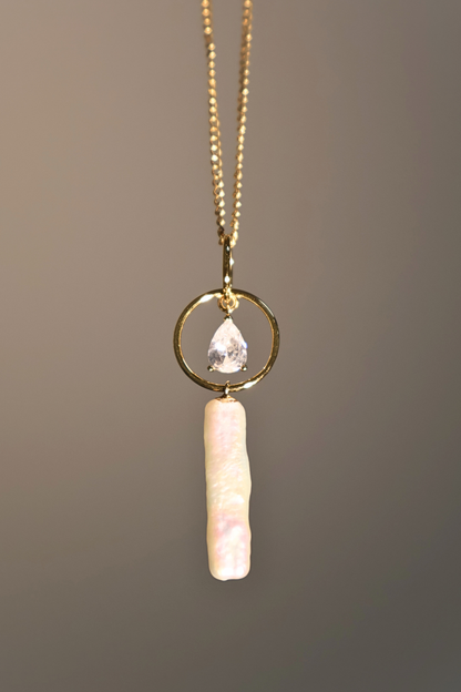 Stellar River – Rectangular Baroque Pearl Pendant Necklace with Pavé Detail