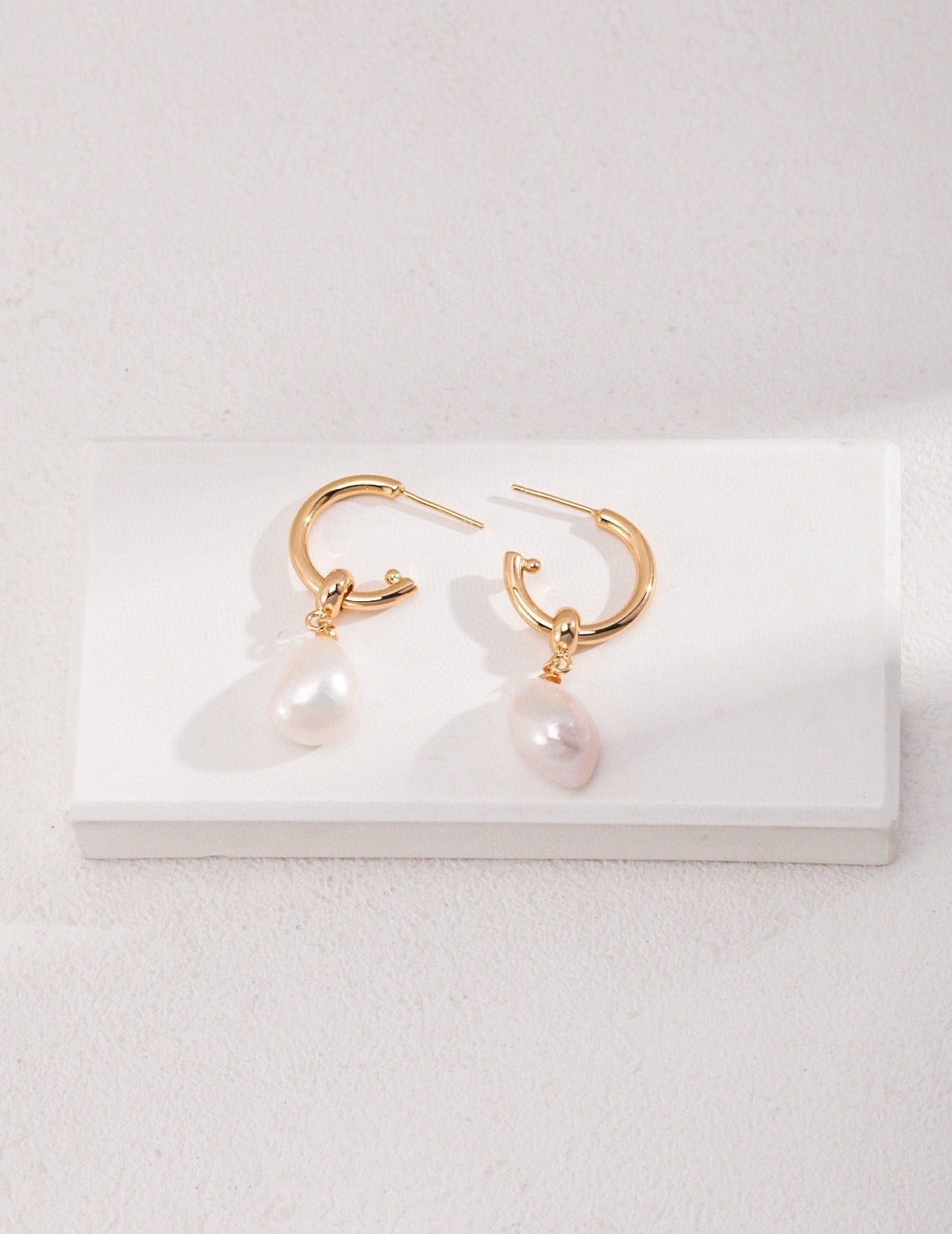 Baroque Pearl Hoop Drop Earrings in Gold | BARØ