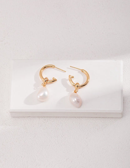 Baroque Pearl Hoop Drop Earrings in Gold | BARØ