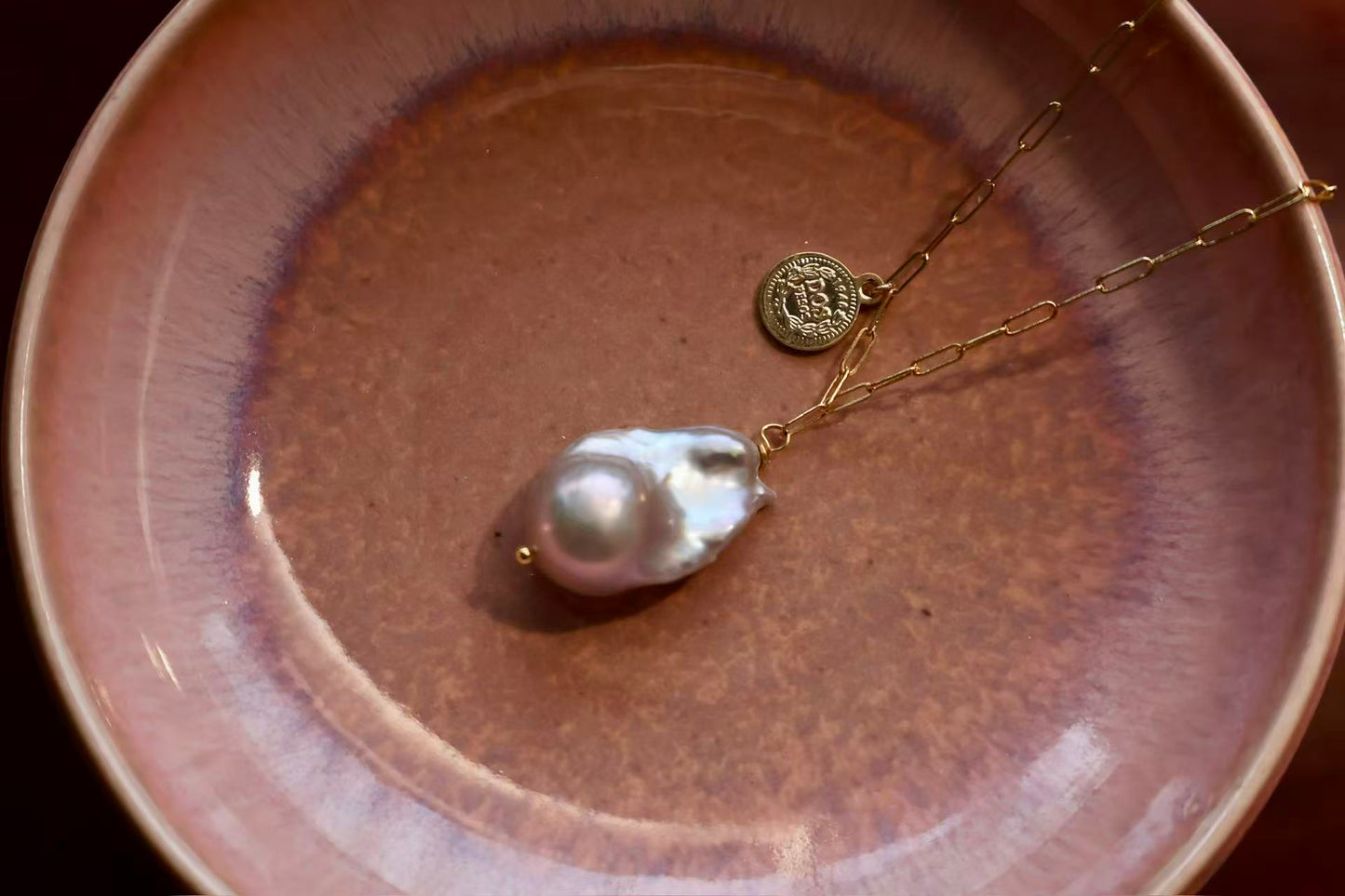 Blush Coin – Pink Baroque Pearl Pendant with Silver Coin Square Chain