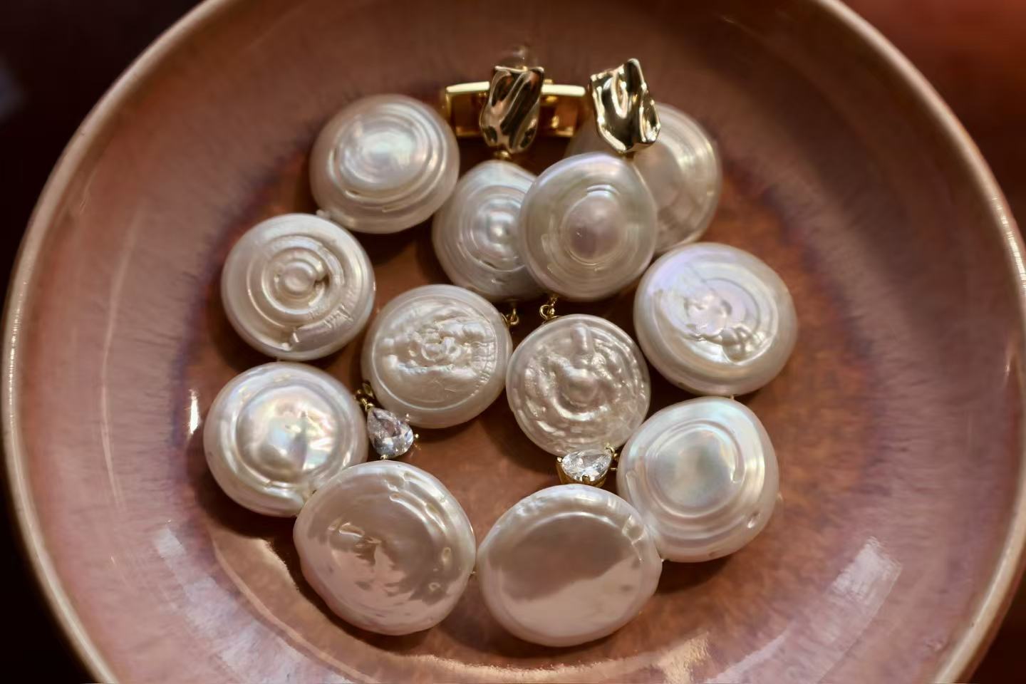 Roman Holiday – Coin Baroque Pearl 18K Gold-Plated Sterling Silver Bracelet